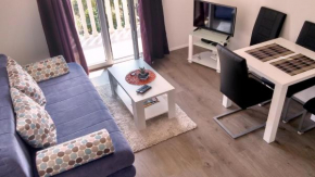 Отель Apartments Mila Tivat  Тиват